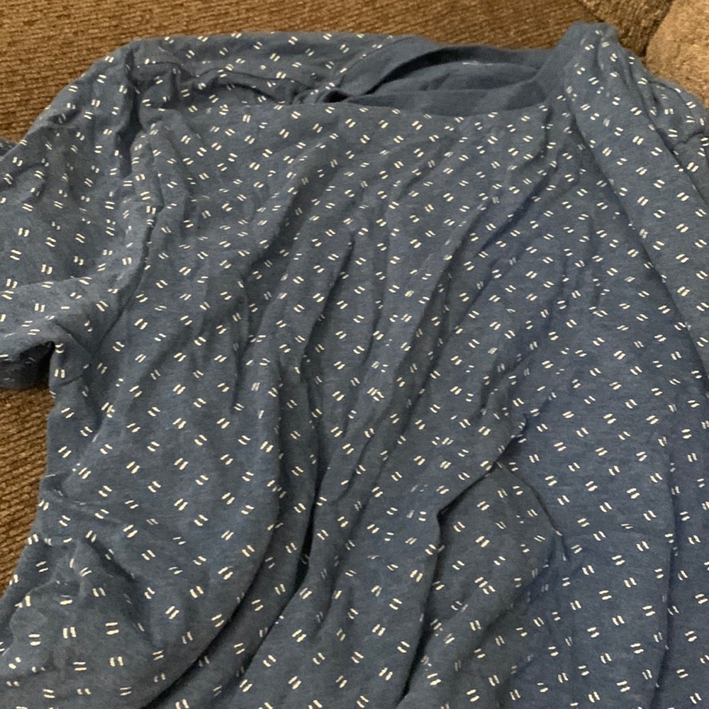 Old navy shirt